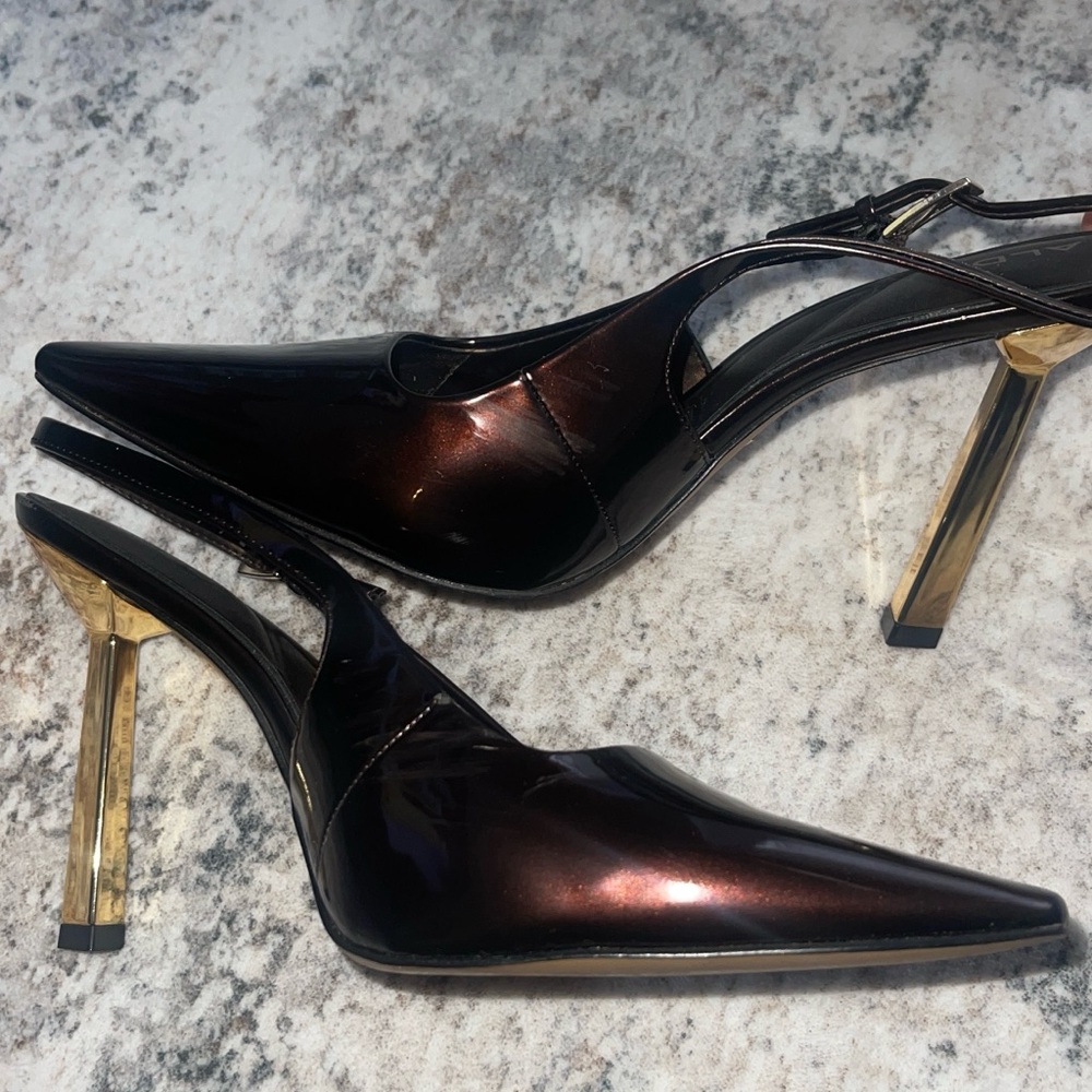Aldo Glossy Black and Gold Heels - Picture 4 of 6